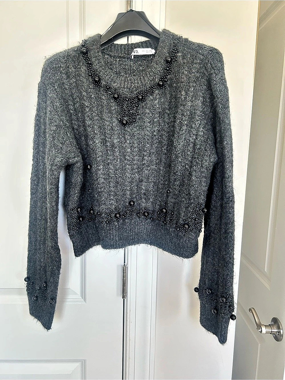 Zara Knit Beaded Sweater in Gray Size Medium